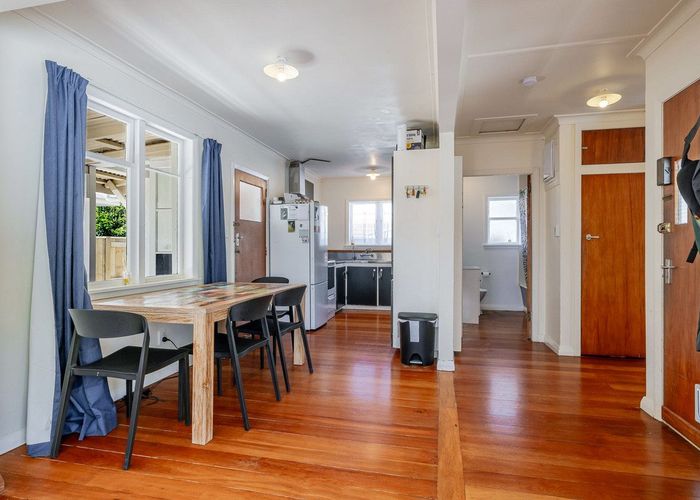  at 43 Birmingham Street, Takaro, Palmerston North, Manawatu / Whanganui