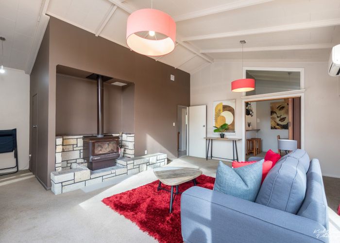  at 10A Birch Grove, Pinehaven, Upper Hutt