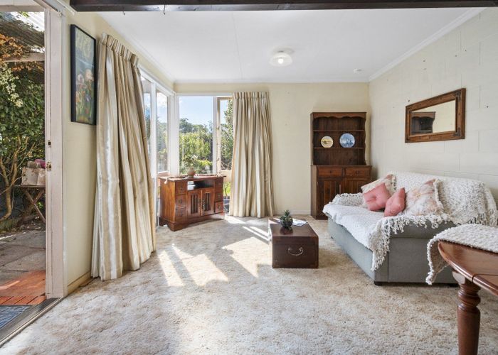  at 14 Westmere Place, Takaro, Palmerston North