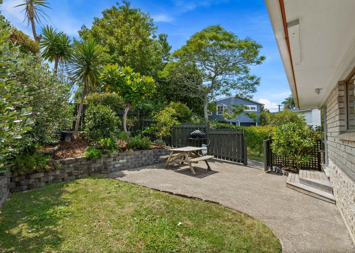  at 1/168 Stredwick Drive, Torbay, Auckland