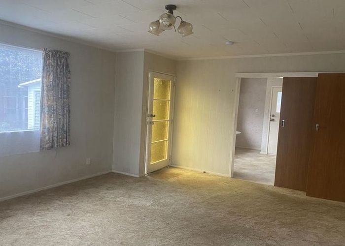 at 2 Garnet Grove, Birchville, Upper Hutt, Wellington
