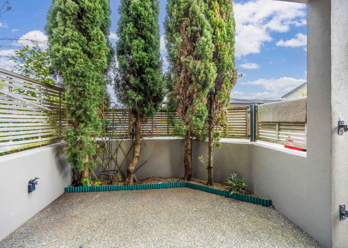  at 20/8 Landscape Road, Papatoetoe, Manukau City, Auckland