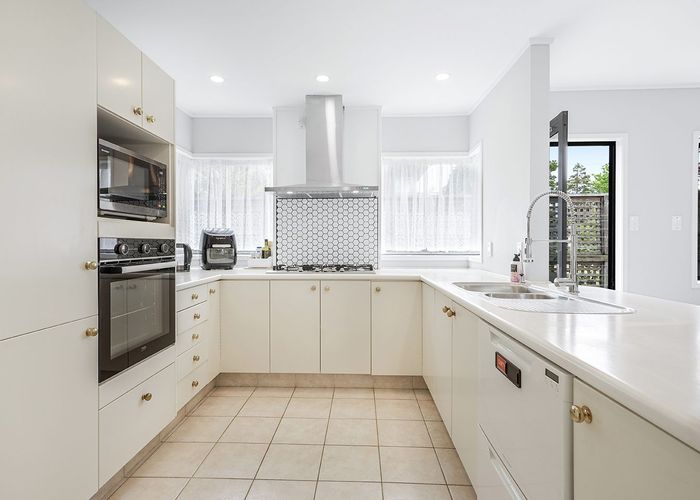  at 4 Geoffrey Place, Riverlea, Hamilton, Waikato