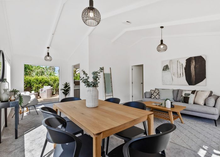  at 2/25 Lucinda Place, Glen Eden, Waitakere City, Auckland