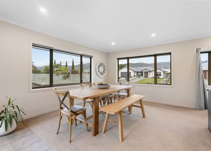  at 2 Elizabeth Place, Clyde, Clyde