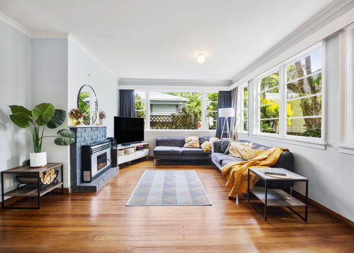  at 3 Kitchener Terrace, Johnsonville, Wellington