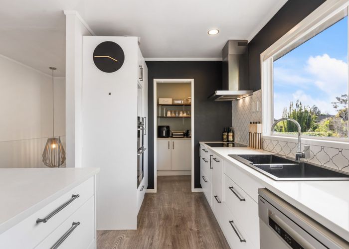  at 7 Paris Place, Birkenhead, North Shore City, Auckland