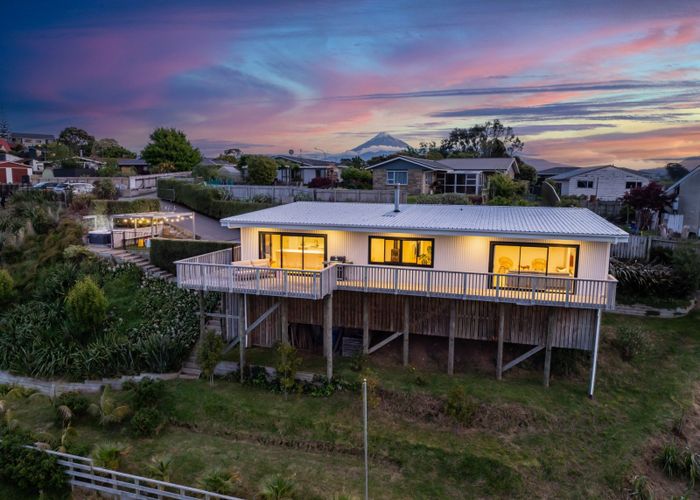  at 22B St Ives Grove, Whalers Gate, New Plymouth