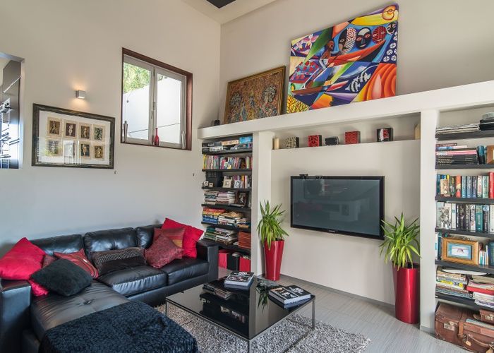 at 82 The Esplanade, Raumati South, Paraparaumu