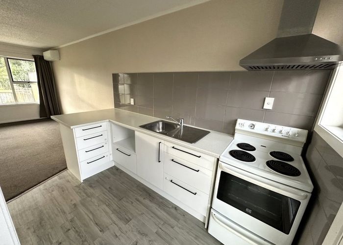  at 30A Walsh Street, Forest Lake, Hamilton