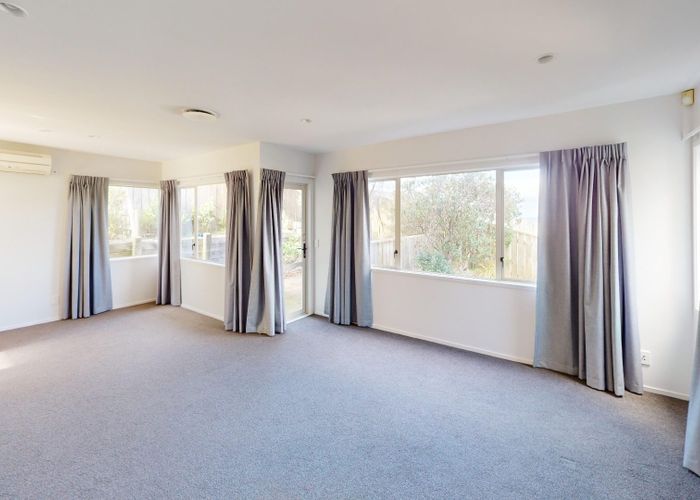  at 74 Dress Circle, Newlands, Wellington, Wellington