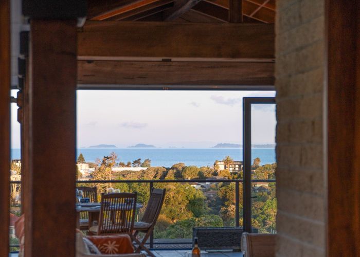  at 36 Montclair Rise, Browns Bay, North Shore City, Auckland