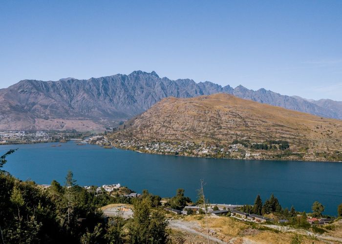  at Silver Creek, Town Centre, Queenstown-Lakes, Otago