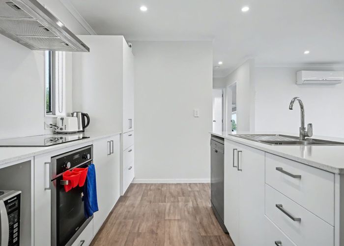  at 992A Tremaine Avenue, Roslyn, Palmerston North, Manawatu / Whanganui