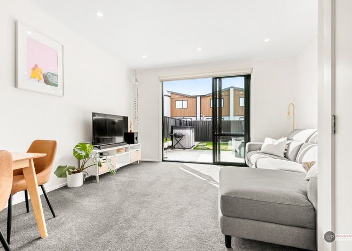  at 5 Josland Lane, Wallaceville, Upper Hutt