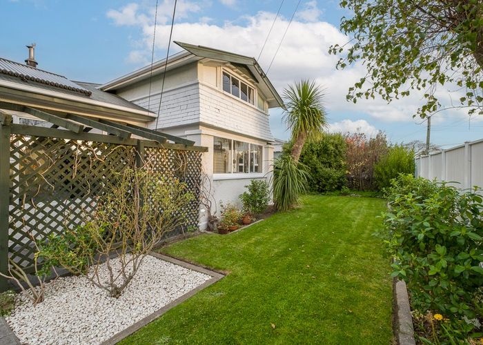  at 8 Bletsoe Avenue, Spreydon, Christchurch City, Canterbury