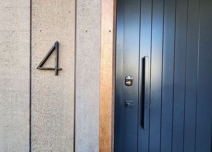  at 4/44 Tonbridge Street, Merivale, Christchurch City, Canterbury