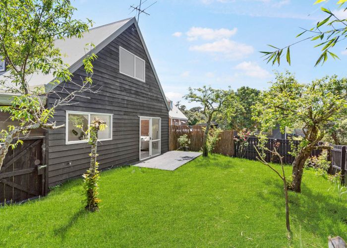  at 23 Caspian Close, New Lynn, Waitakere City, Auckland