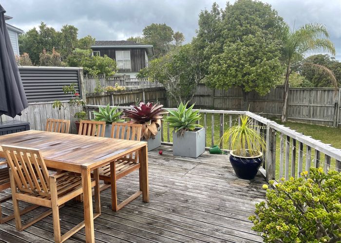  at 4 Grenada Avenue, Forrest Hill, Auckland