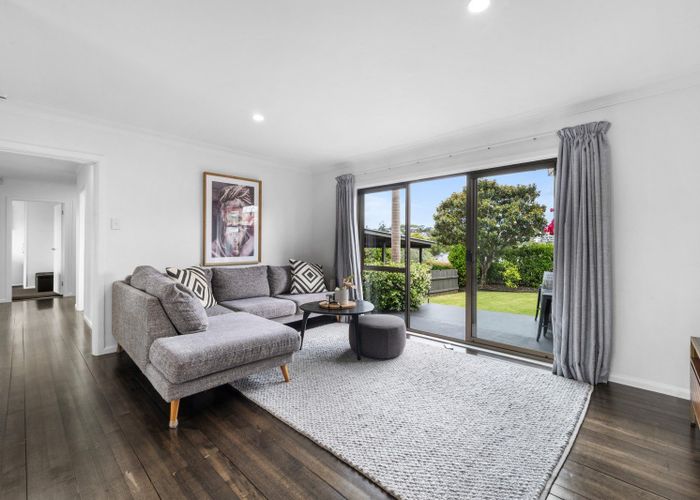  at 1/72 Drake Street, Howick, Auckland