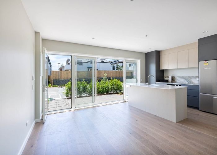  at 11/245 Kepa Road, Mission Bay, Auckland City, Auckland