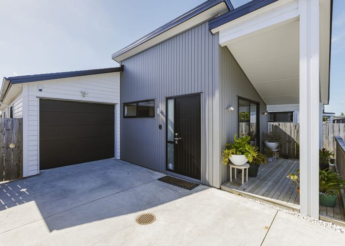  at 8 Rapoi Lane, Drury, Papakura