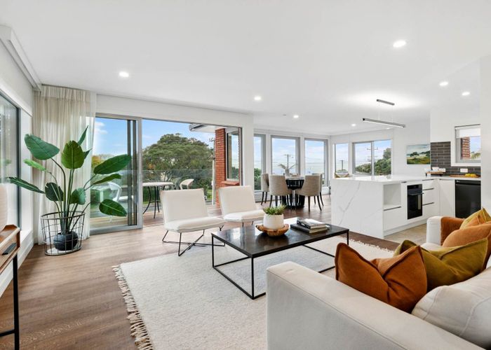  at 1/7 Seacliffe Avenue, Belmont, North Shore City, Auckland