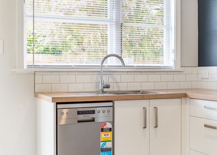  at 2/12 Hildreth Street, Trentham, Upper Hutt, Wellington