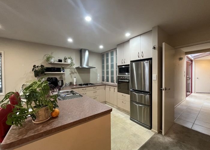  at 25 Breakwater Road, Moturoa, New Plymouth, Taranaki