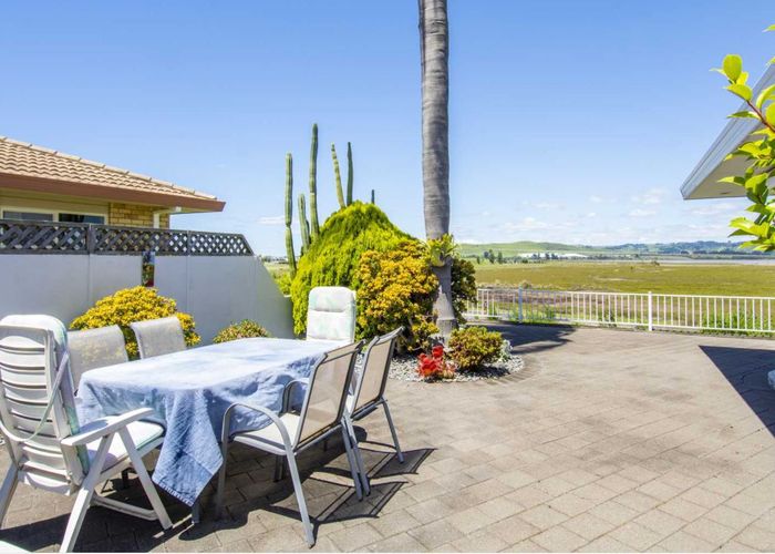  at 7 Phoenix Heights, Mount Maunganui