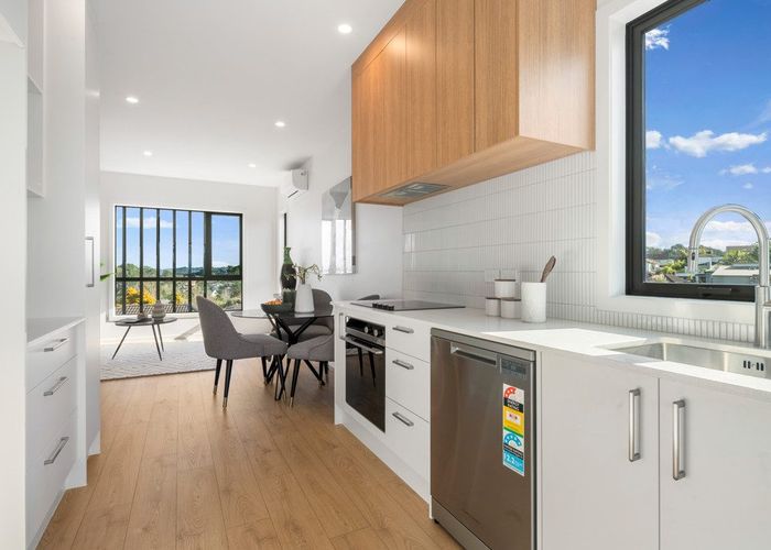  at 28, 30, 32 Kanapa Road, Northcross, North Shore City, Auckland