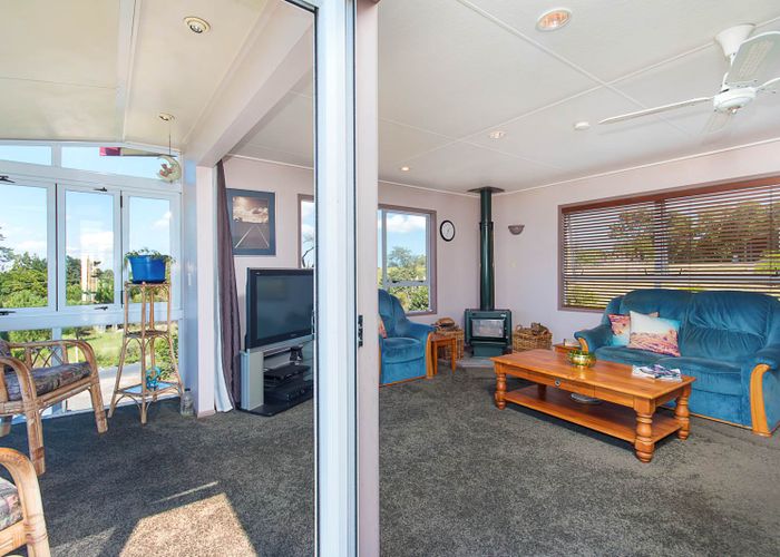  at 499 Grahams Beach Road, Waiuku
