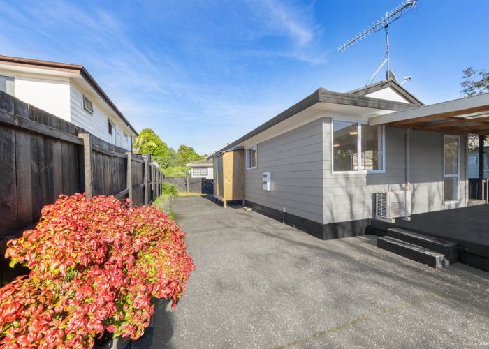  at 295 Triangle Road, Massey, Waitakere City, Auckland