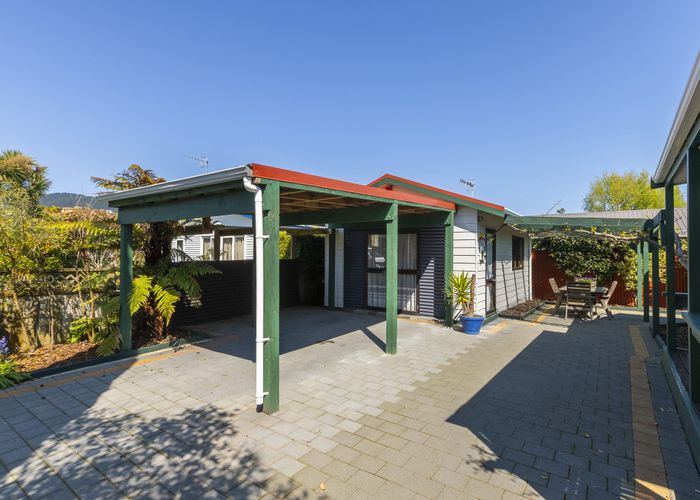  at 2 Wedgewood Grove, Raumati Beach, Paraparaumu