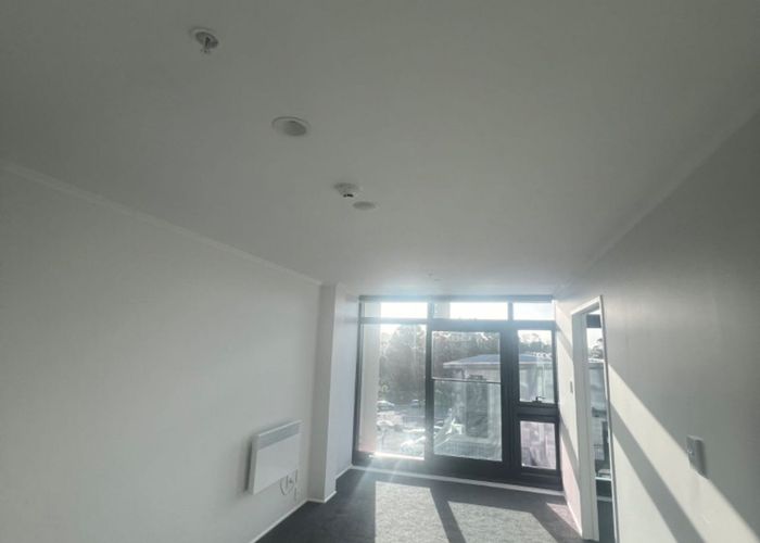  at 6E/30 Westward Ho Road, Glen Eden, Waitakere City, Auckland