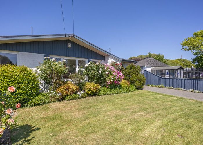  at 4 Eastling Street, Bishopdale, Christchurch
