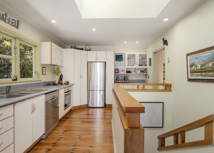  at 5 Alexandra Road, Roseneath, Wellington