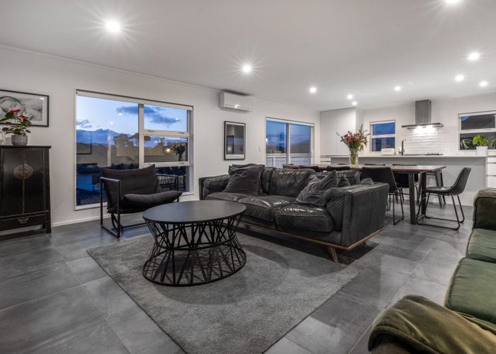  at 11 Botany Lane, Whitby, Porirua, Wellington