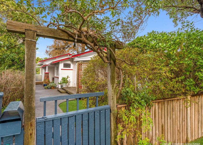  at 32 Hutchison Crescent, Durie Hill, Whanganui, Manawatu / Whanganui