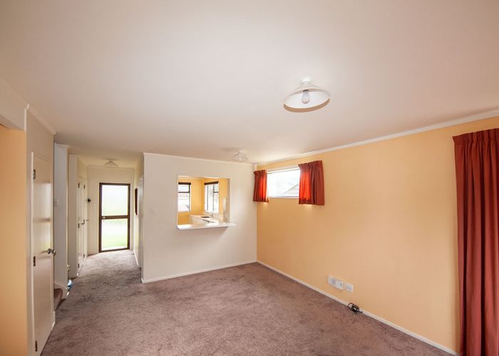  at 2/46 Wingfield Place, Churton Park, Wellington