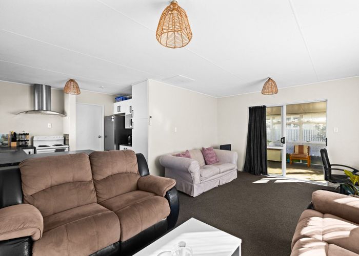  at 2/434 Gloucester Street, Taradale, Napier, Hawke's Bay