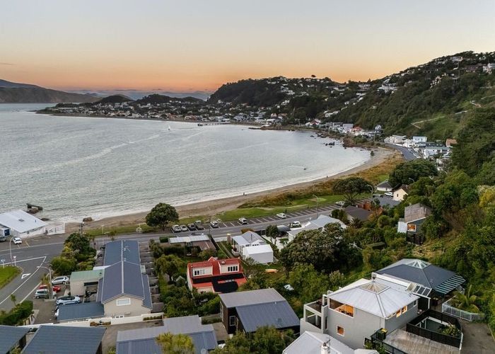  at 90B Awa Road, Seatoun, Wellington, Wellington
