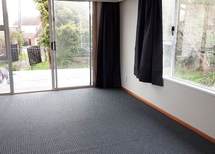  at 8 Tahi Road, Paraparaumu Beach, Kapiti Coast, Wellington