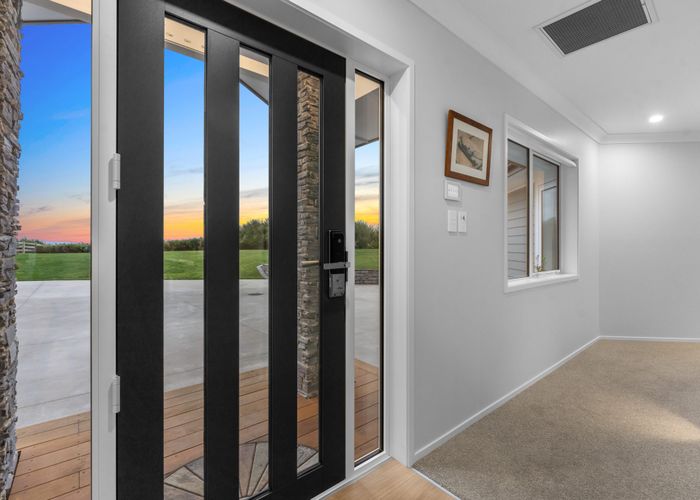  at 4 Kerr Crescent, Patumahoe, Franklin, Auckland