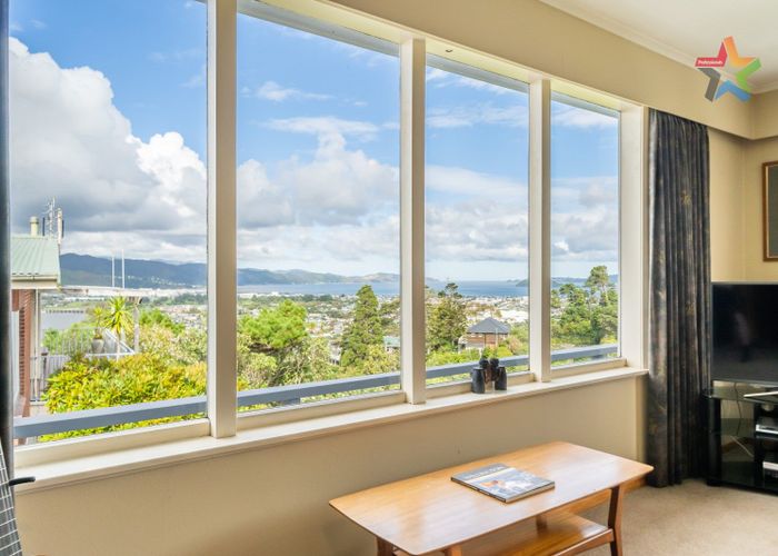  at 35 Normandale Road, Normandale, Lower Hutt