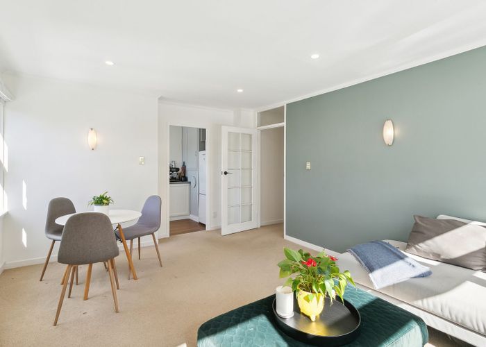  at 9/2 Newman Terrace, Thorndon, Wellington, Wellington