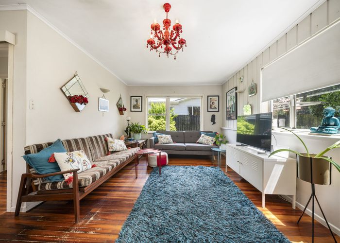  at 7B Woodvale Road, Glen Eden, Waitakere City, Auckland