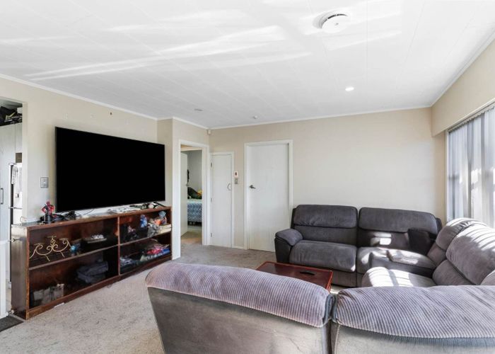  at 4/8 Maunu Road, Papatoetoe, Manukau City, Auckland