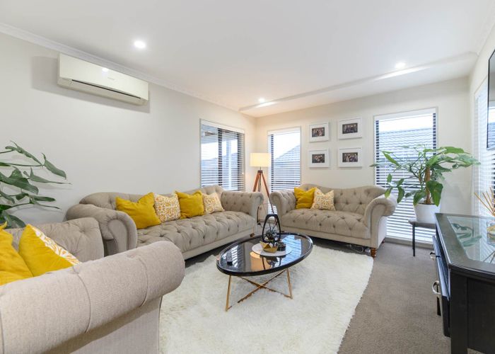  at 99a Awaroa Road, Sunnyvale, Waitakere City, Auckland