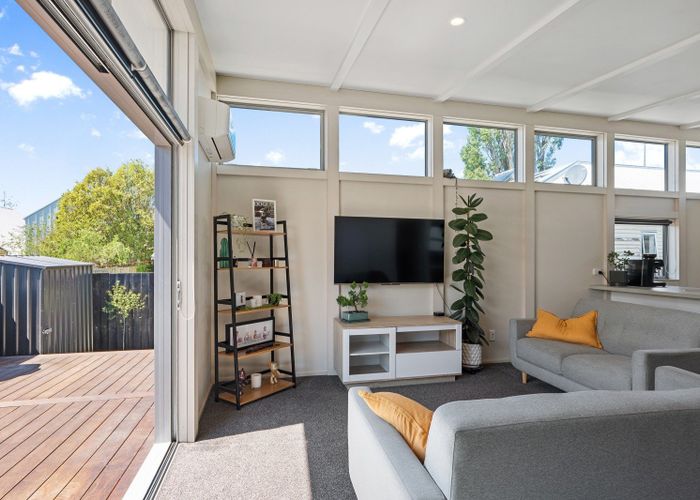  at 2/87 Warrington Street, St. Albans, Christchurch City, Canterbury